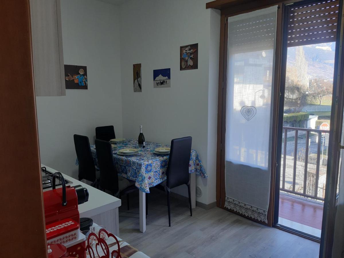 Appartamento Da Erika -Cir 0028- Aosta Esterno foto